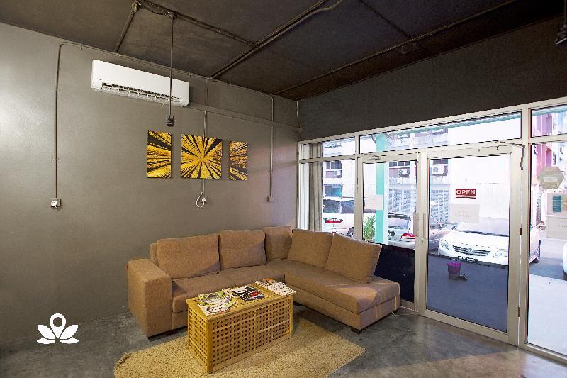 Koptel Budget Hotel Kuching Exterior photo